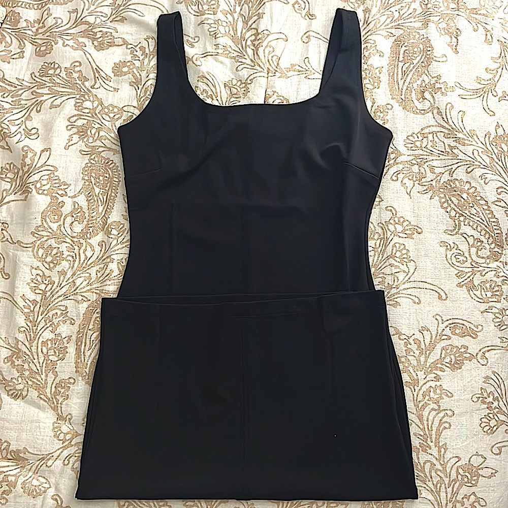 APRLL Women’s Medium Knee Length Dress Black NWT